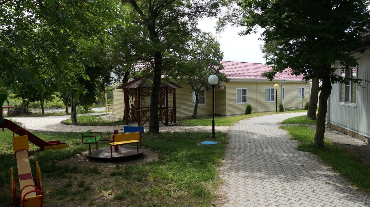 Гостевой дом База Отдыха Взлет Геленджик
